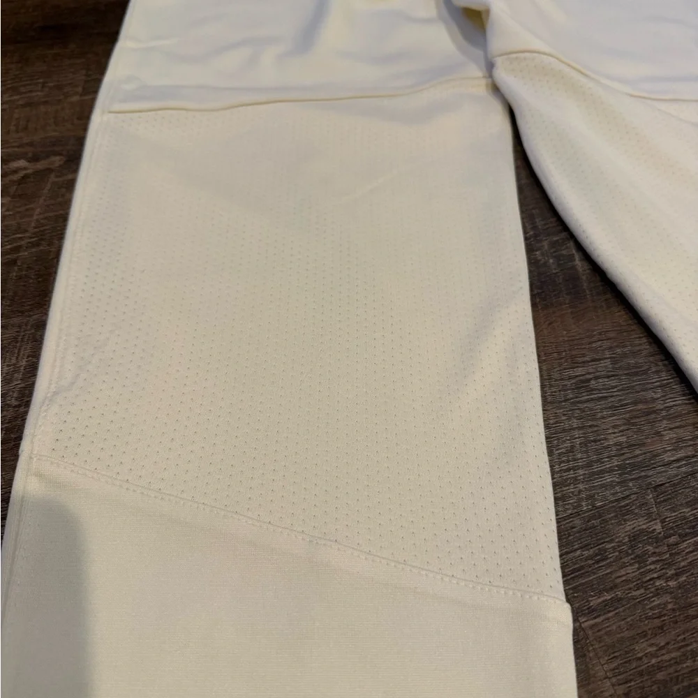 Nike Boys' Off-White Shorts Vapor Select Baseball Pants - Size Medium - Picture 6 of 7